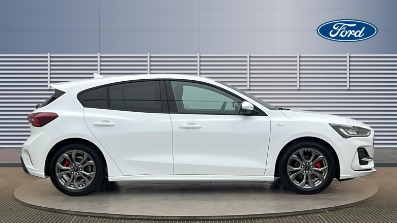 Ford Focus 1.0 EcoBoost Hybrid mHEV 155 ST-Line 5dr Auto Petrol Hatchback